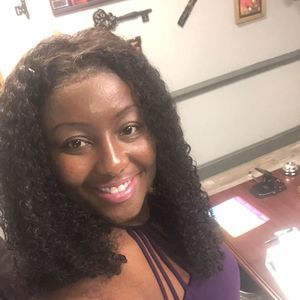 Meet your Posher, Nikisha